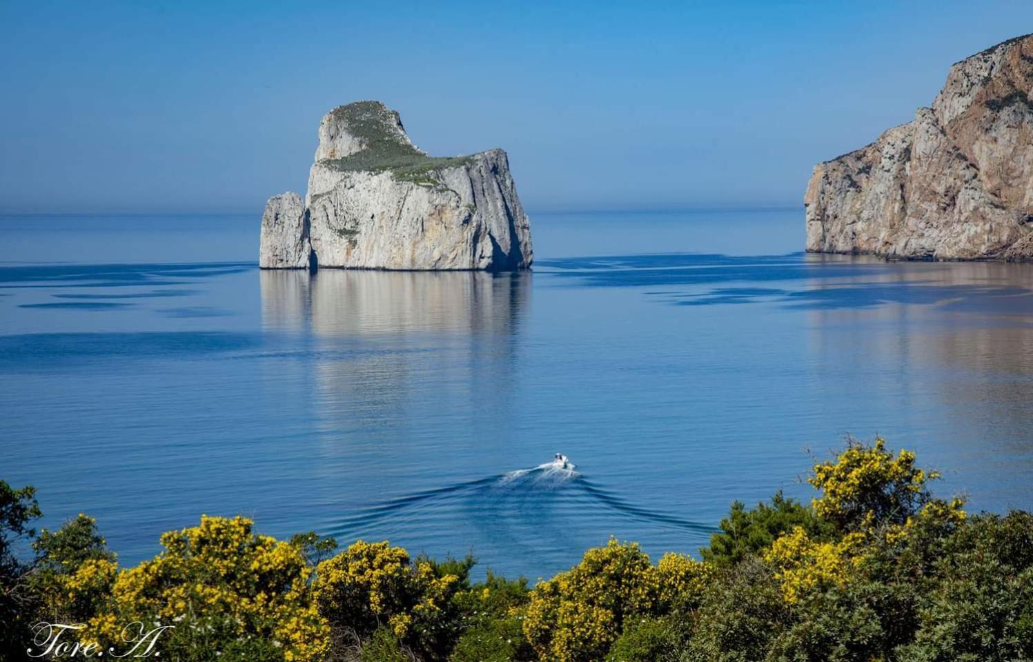 La Perla E Le Conchiglie Tanca Piras Vista Mare Villa Nebida Buitenkant foto